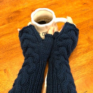 FINGERLESS - Bella&#39;s Mittens - 28 COLORS available - Custom Knit - Cable mittens