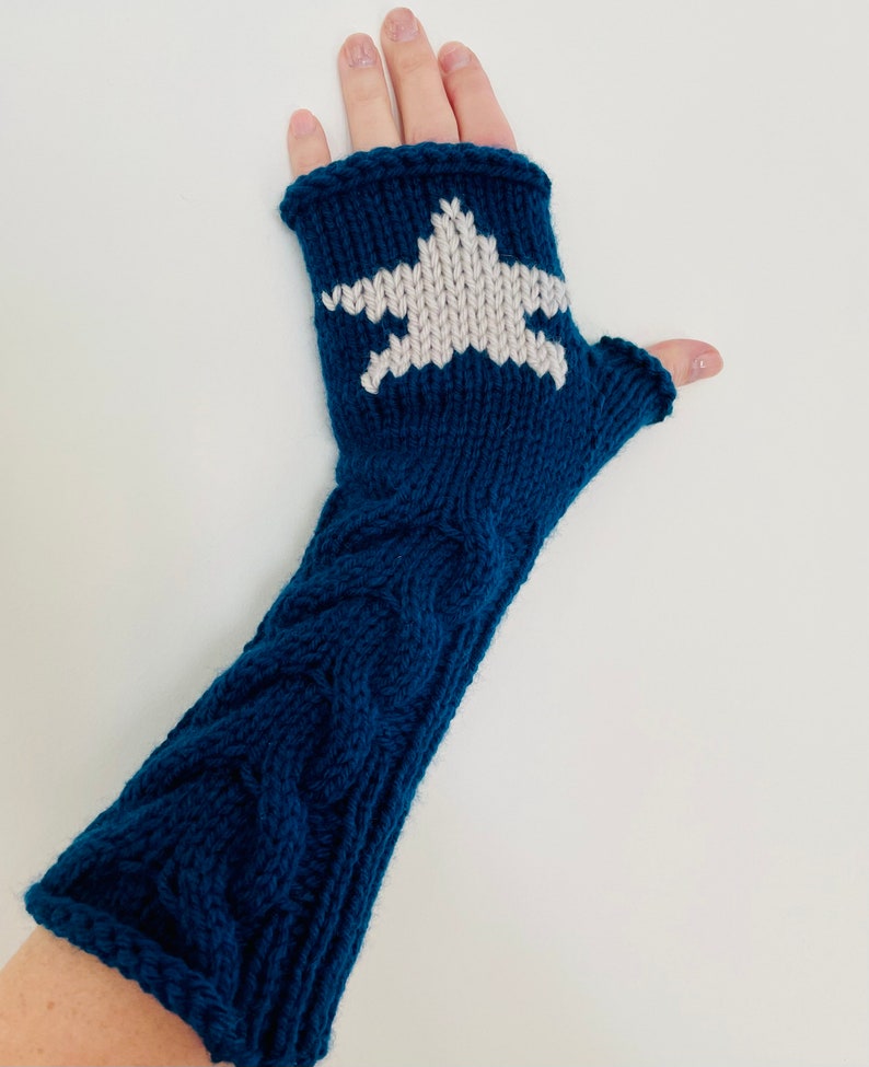 FINGERLESS Bella's Mittens STAR image 3