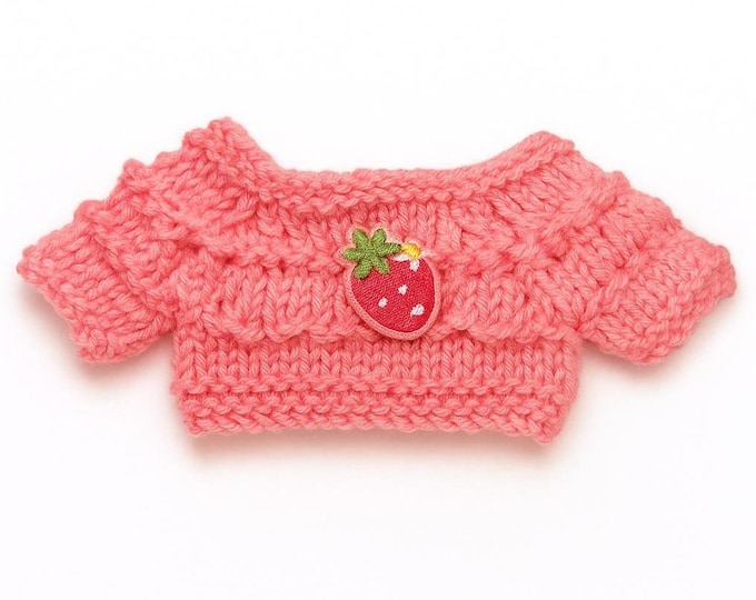 Handmade Strawberry Patch Pink Sweater for 20cm Plush Dolls – Cozy and Cute Plushie Outfit Knit Knitwear Adorable for Winter Fall Clothing