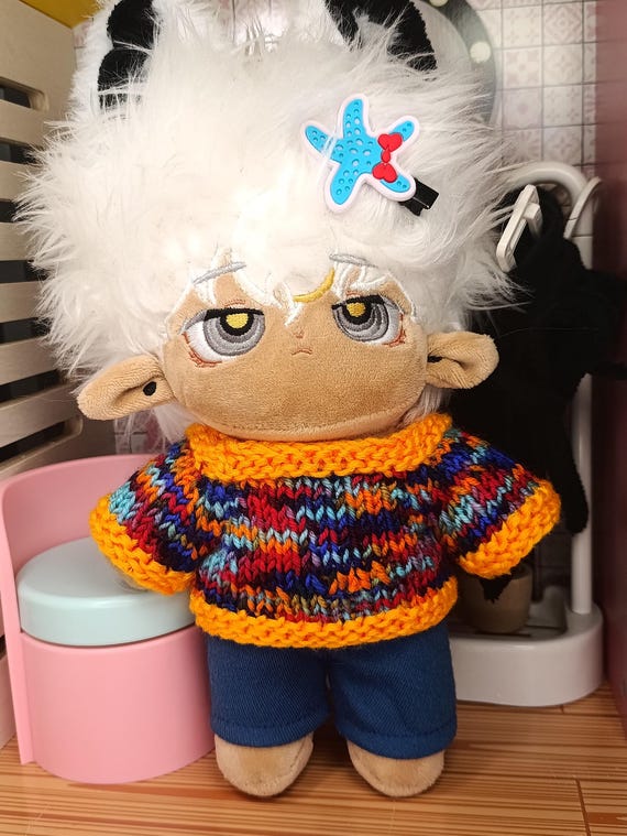 Suéter de punto multicolor hecho a mano de 20 cm para muñecos de