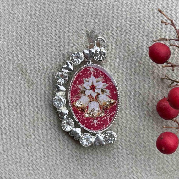 Joy To The World Christmas Spinner Pendant, Christmas Bell Pendant, Silver Spinner, Resin Hand Poured Component, 40x25mm, 1Pc, Dry Gulch