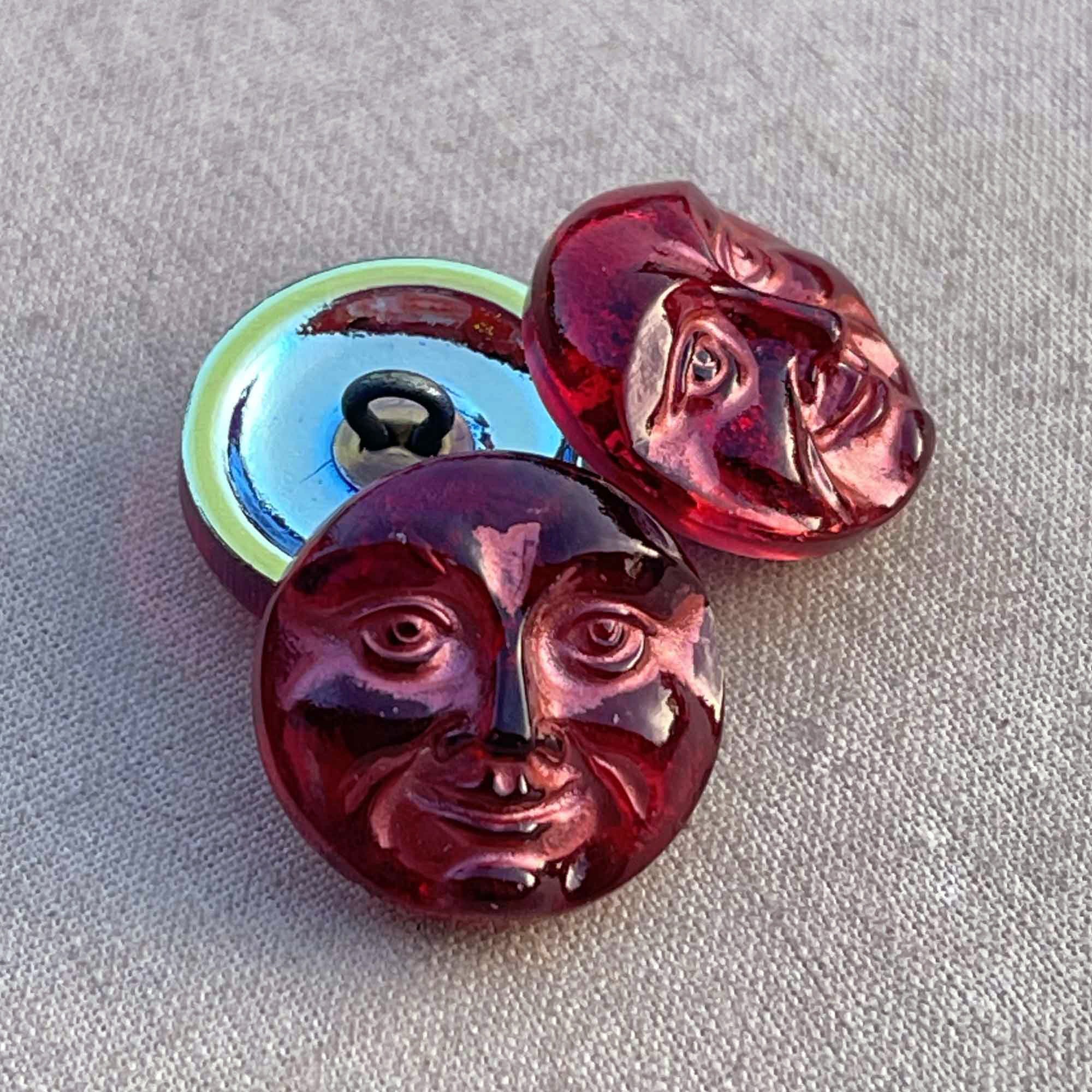 Ruby Moon Czech Glass Button, Blood Button, Moon Face Glass Button, 18mm Czech Button, 18mm Button, 1Pc, Dry Gulch, Metallic Ruby