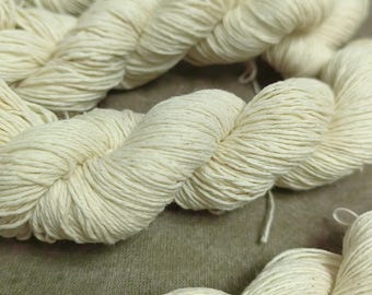 Ecru Cotton Thread for Sashiko Stitching: Embroidery Craft Thread