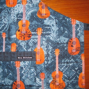 Womens or Men's Bib Apron Hawaiian Maori Ukulele Design image 4