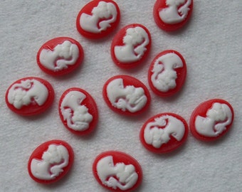 1 dozen Cameos red and white 10 x 8 silhouette