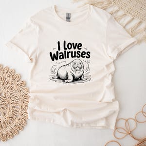 I Love Walruses T-Shirt For Animal Lovers Walrus Graphic Tee Animal Retro Top Vintage Walrus T-Shirt