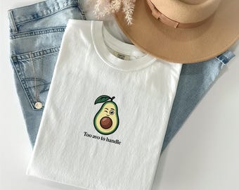 Camiseta divertida com estampa de abacate, camiseta fofa com estampa de fruta, camiseta Comfort Colours com estampa pequena
