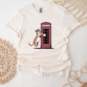 Ginger Cat Shirt For Cat Lover Red Phone Box T-Shirt For Her London Ginger Cat T Shirt Vintage Kitten Top Retro UK Top