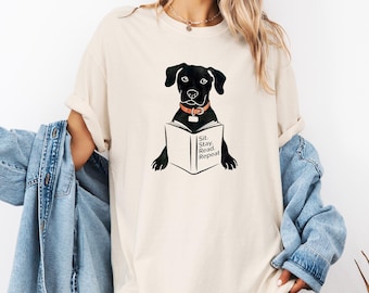 Maglietta vintage con cane, maglietta bianca unisex divertente da leggere, maglietta con scritta "Siediti, resta, leggi e ripeti" e colori confortevoli