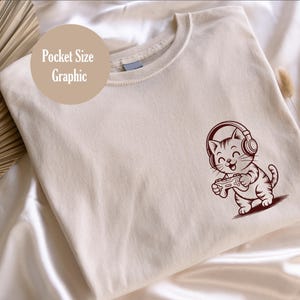 Kitten T-Shirt For Gaming Shirt, Cat Gamers T Shirt For Cat Lover, Cute Kitten Video Game Top