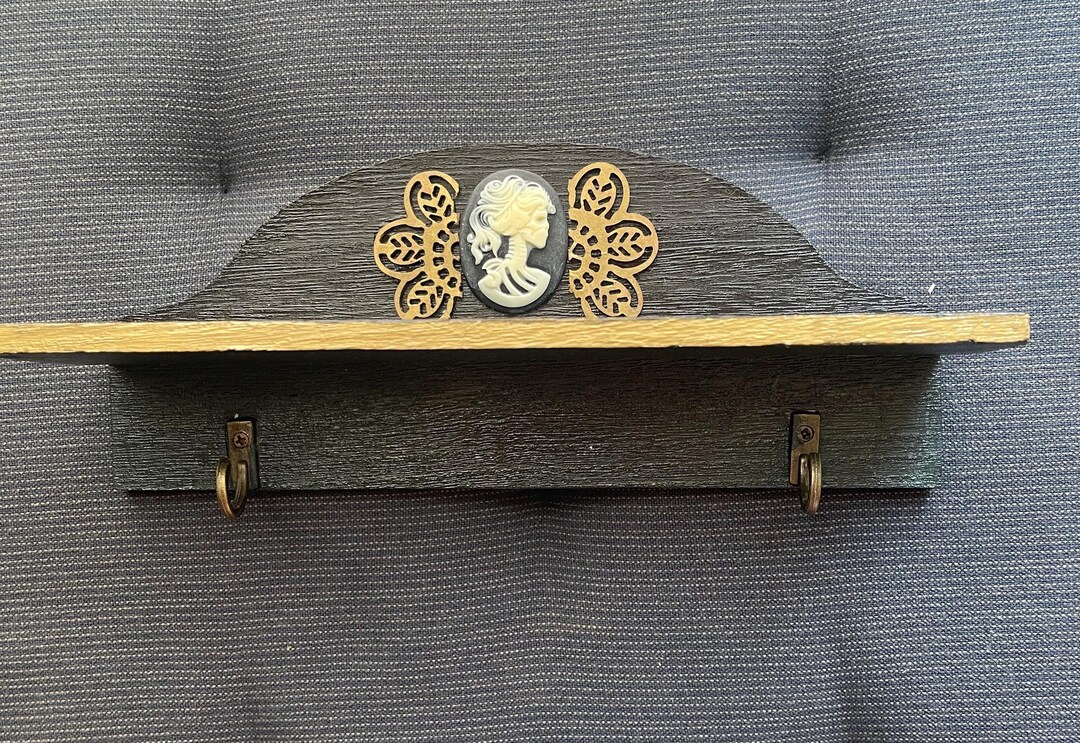 Goth Haunted Mansion-inspired Key Holder Wall-hanging - Etsy