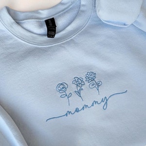 Personalized Birth Flowers Grandma Embroidered Sweatshirt, Custom Mama Sweater, Made to Order Pullover, Pick your color crew neck and thread