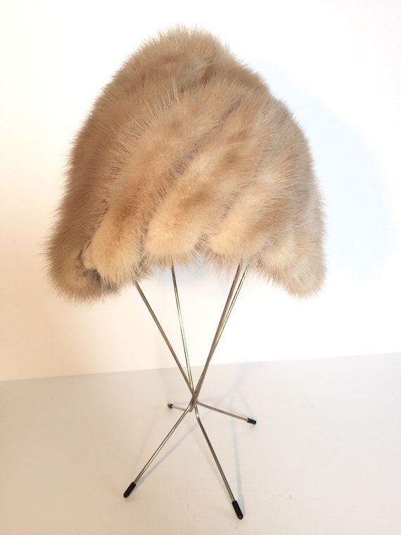 Blonde Mink Winter Hat - image 2