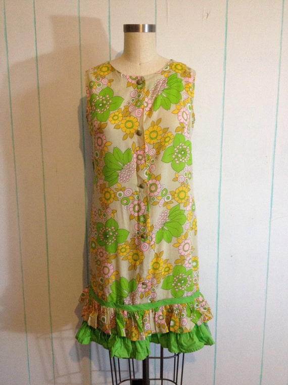 Vintage 1960's Handmade Dress size 9 - image 2