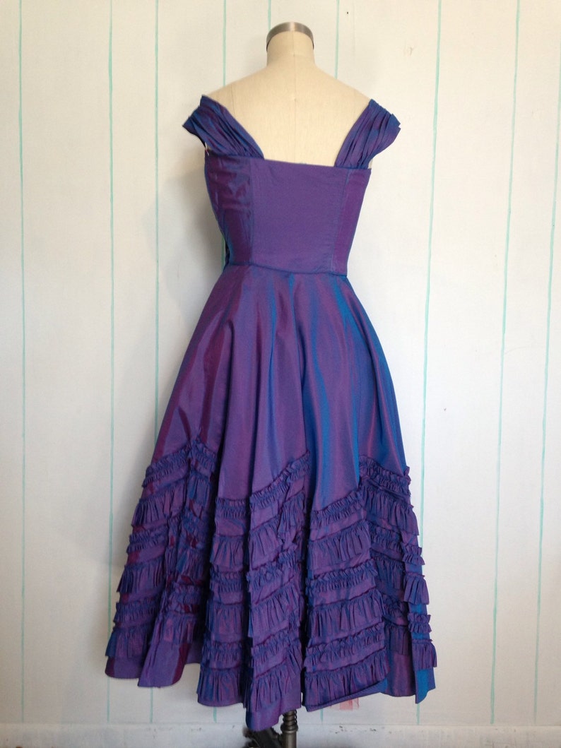 Handmade Ruffled Purple Evening Gown Size 7 image 3