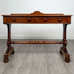 Antique 19th Century Good Quality Side Table In Mahogany ( REF AF-3639 )