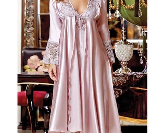 Powder Pink Nightgown Set,Bridal Nightgown and Robe,Lace Robe,Powder Lace Nightgown,Bridal Shower,Christmas Gift,Satin Lace Robe,Bridal Gift
