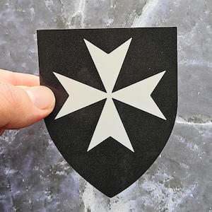 Hospitaalridders schild sticker, wapen van de hospitaalridders vinyl sticker, Maltezer kruis, cadeau sticker voor geschiedenisliefhebbers