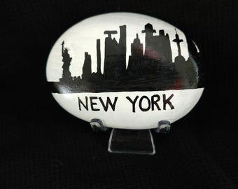 Silhouette de la ville de New York Pierre peinte