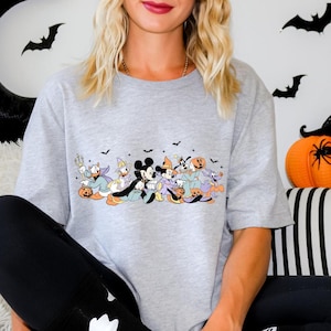 Chemise Disney Halloween Mickey et ses amis, chemise citrouille Disney, t-shirt effrayant Disney, chemise des bonbons ou des sorts, chemise Halloween Party Trip 2025