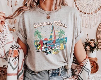 Chemise Disney Summer Vibes, chemise Mickey Minnie Summer Vibes, chemise Minnie Beach, chemise vacances d'été Disney, t-shirt famille été Disney