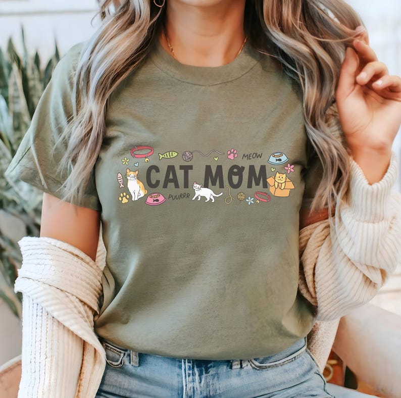 Cat Mom T-Shirt