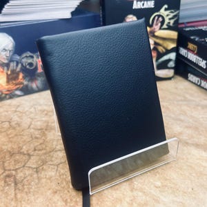 Black Leather 1 Insert Mini Spellbook para D&D, Pathfinder, outros RPGs ou cartões de visita. Comporta 20 cartas.