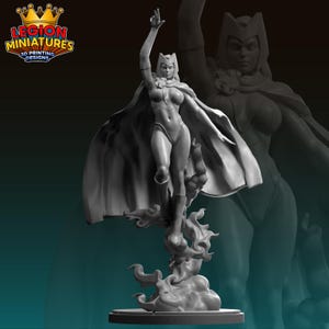 Puede incluir: Figura gris impresa en 3D de una superheroína en una pose dinámica, con un body, capa y tocado. La figura está de pie sobre una base en forma de nube, con un brazo levantado. El logotipo de Legion Miniatures está en la esquina superior izquierda.