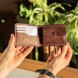 Cartera de cuero plegable con bolsillo para monedas / Cartera premium cosida a mano para hombres / Tarjetas, efectivo y monedas / Regalo para él