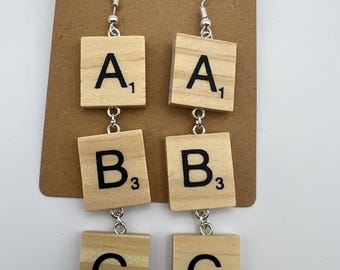 Boucles d'oreilles carreaux de scrabble ABC