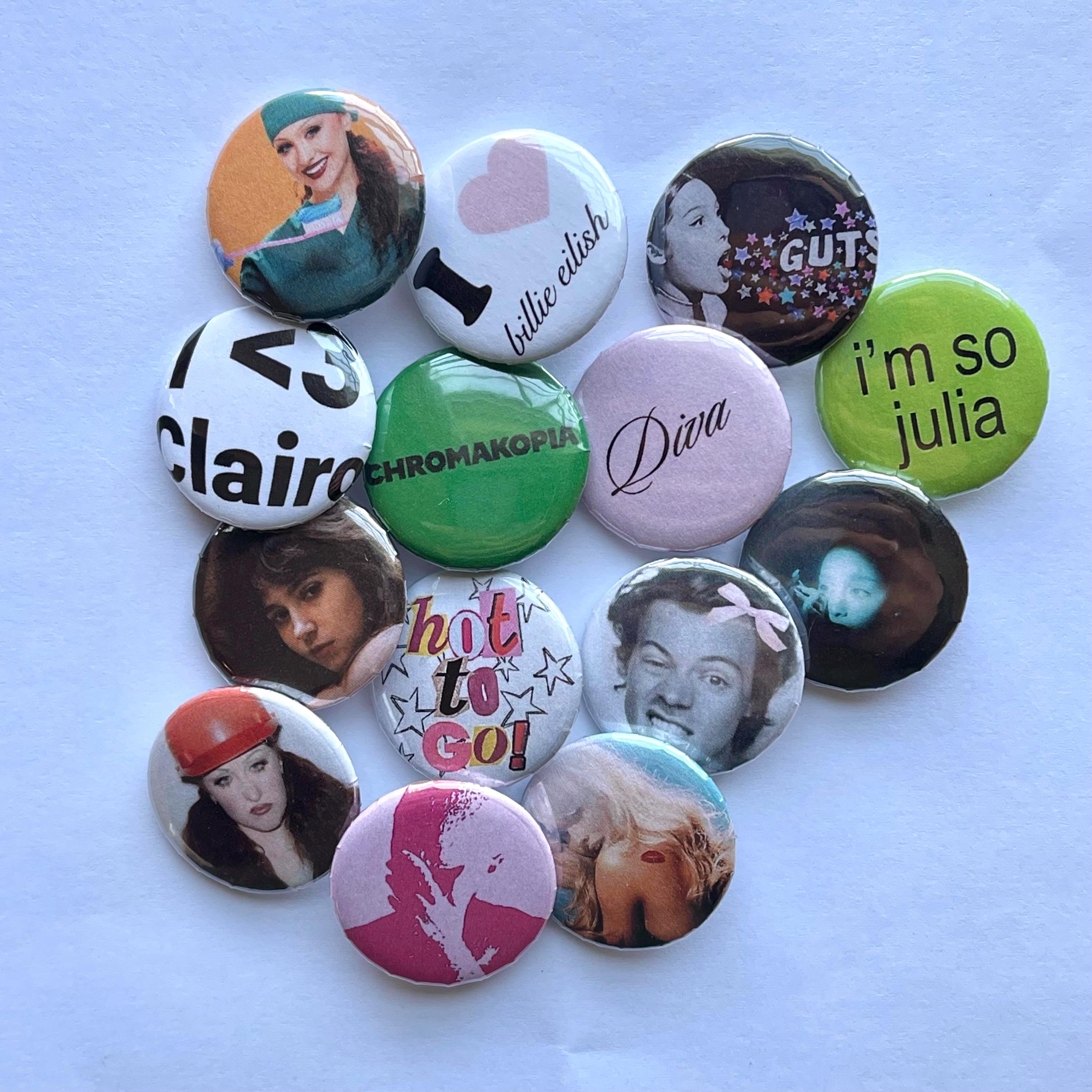 Clairo／Charm Pin Set clairomerch_005_1080x.png?v=