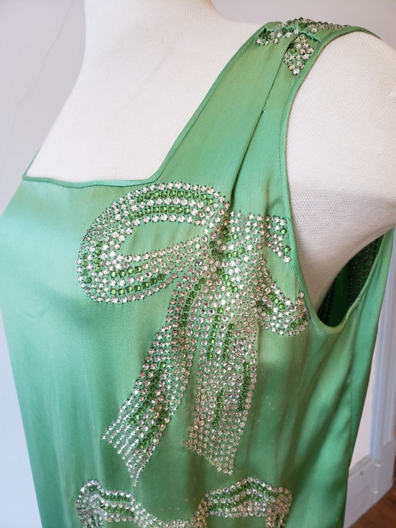 1920s, 36" bust, sleeveless jade green satin shor… - image 1