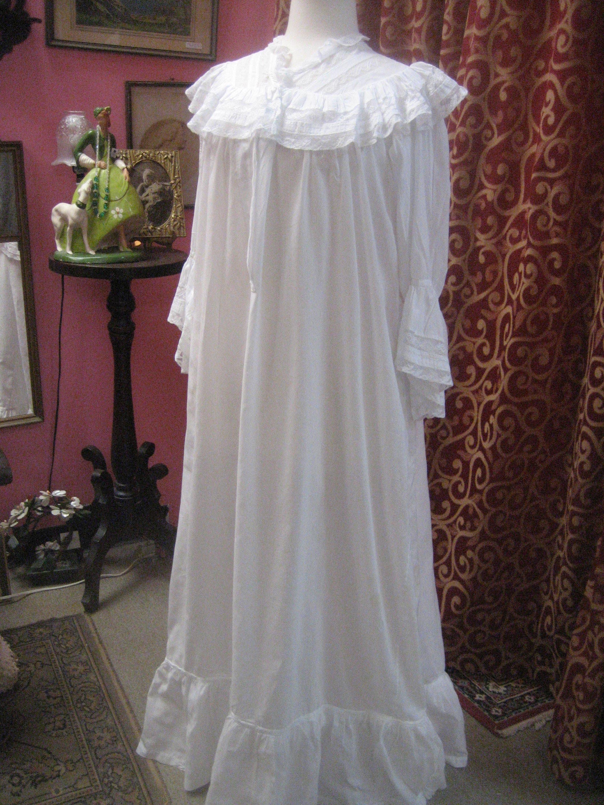 1890 S 36 Bust White Batiste Cotton Floor Length Night Gown