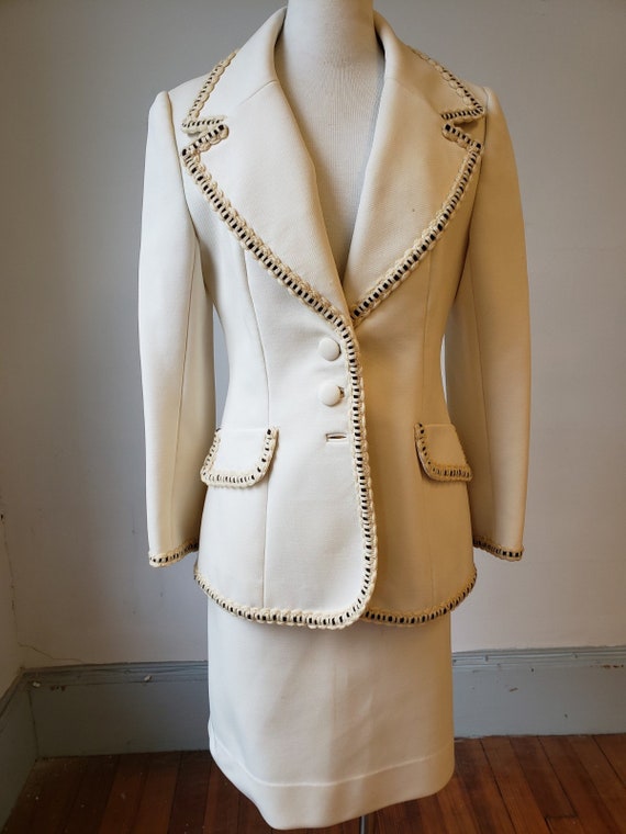 1970s, 34" bust, off white polyester knit , Lilli