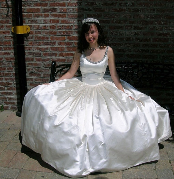 1958 Pearl White Slipper Satin Wedding Gown - image 2