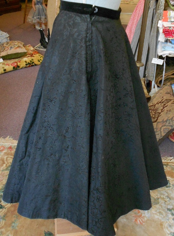 1950's, 26", black flocked taffeta circle skirt - image 2