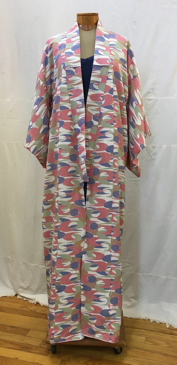 1950s, 44" chest, silk crepe kimono - image 1