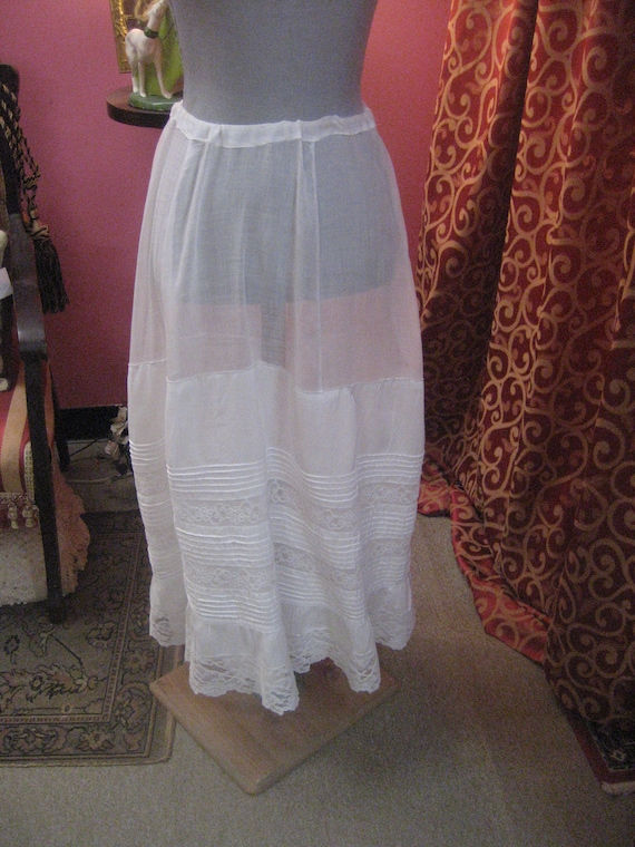1900's, drawer string petticoat