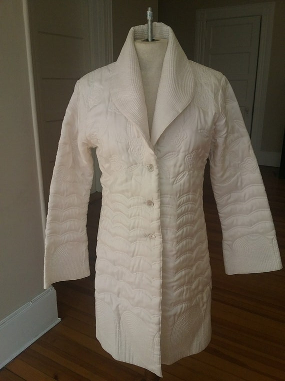 1990's, 38" bust, white silk quilted jacket with s