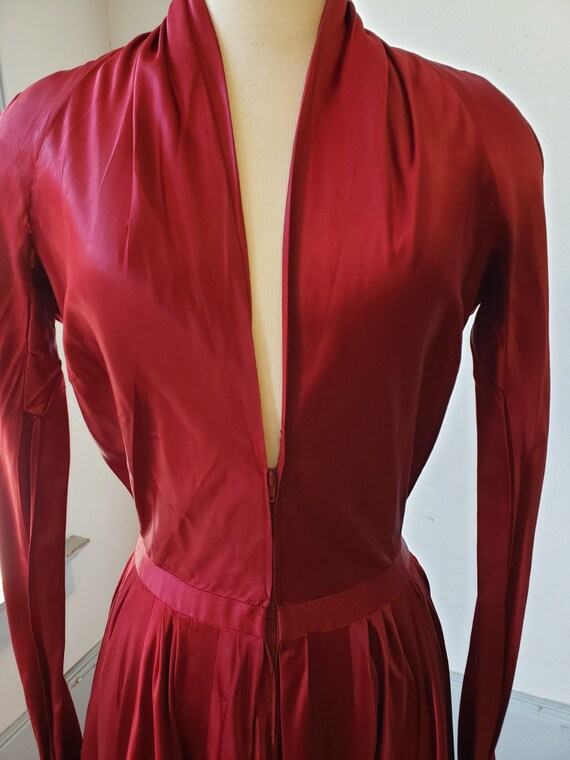 circa 1940s, 34"bust, pure silk satin, ruby red C… - image 5