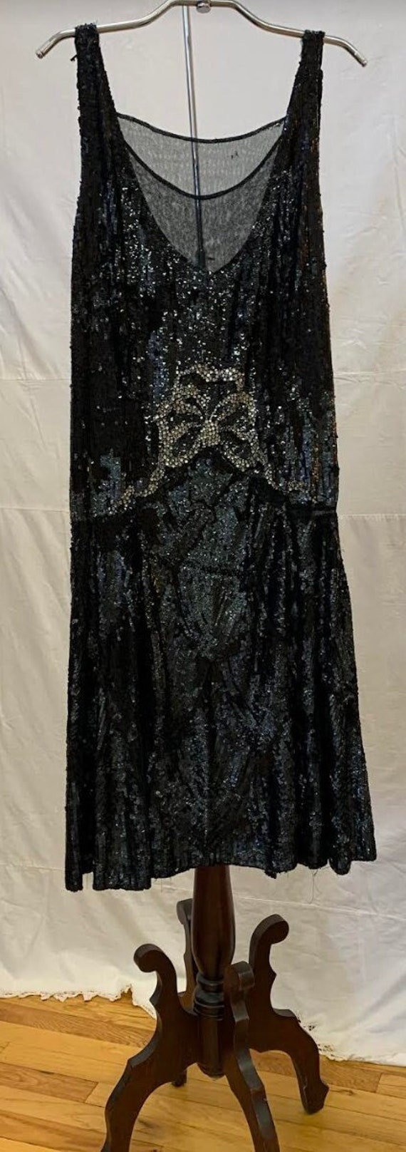 1920s, 34" bust, black sequined gown