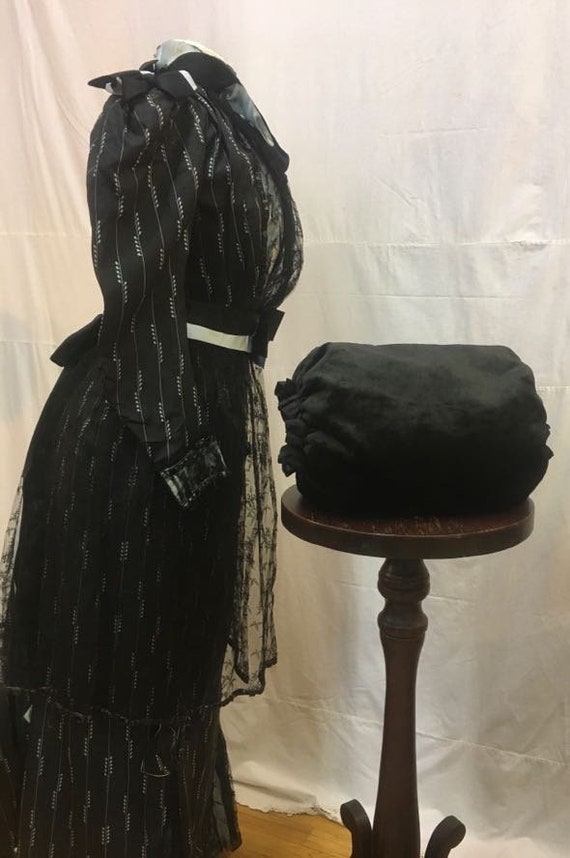 1890s, 13" long, black silk velvet plush muff, - image 2