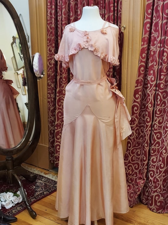 1930s, 34" bust, dusty pink taffeta gown - image 4