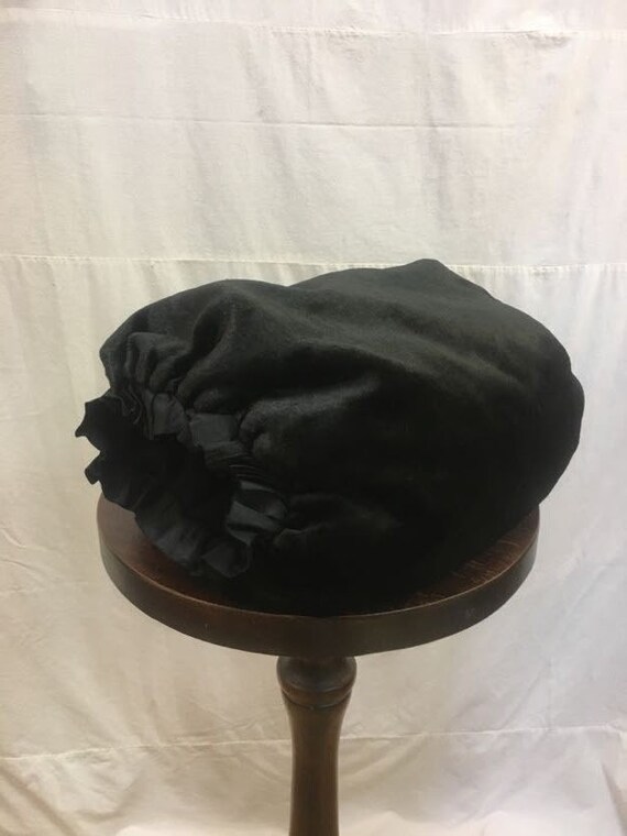 1890s, 13" long, black silk velvet plush muff, - image 1