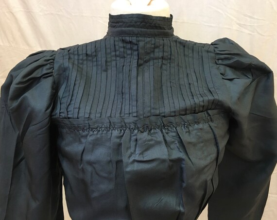 1890, 34" bust,  dark blue pleated yoke, blouse - image 2