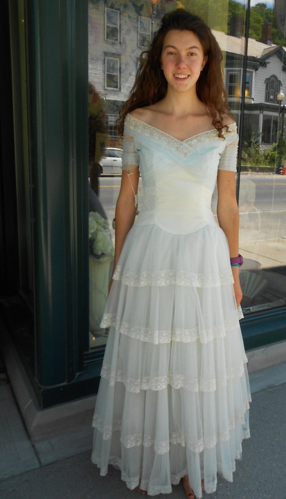 1950 S 32 Bust Baby Blue And White Pleated And Etsy