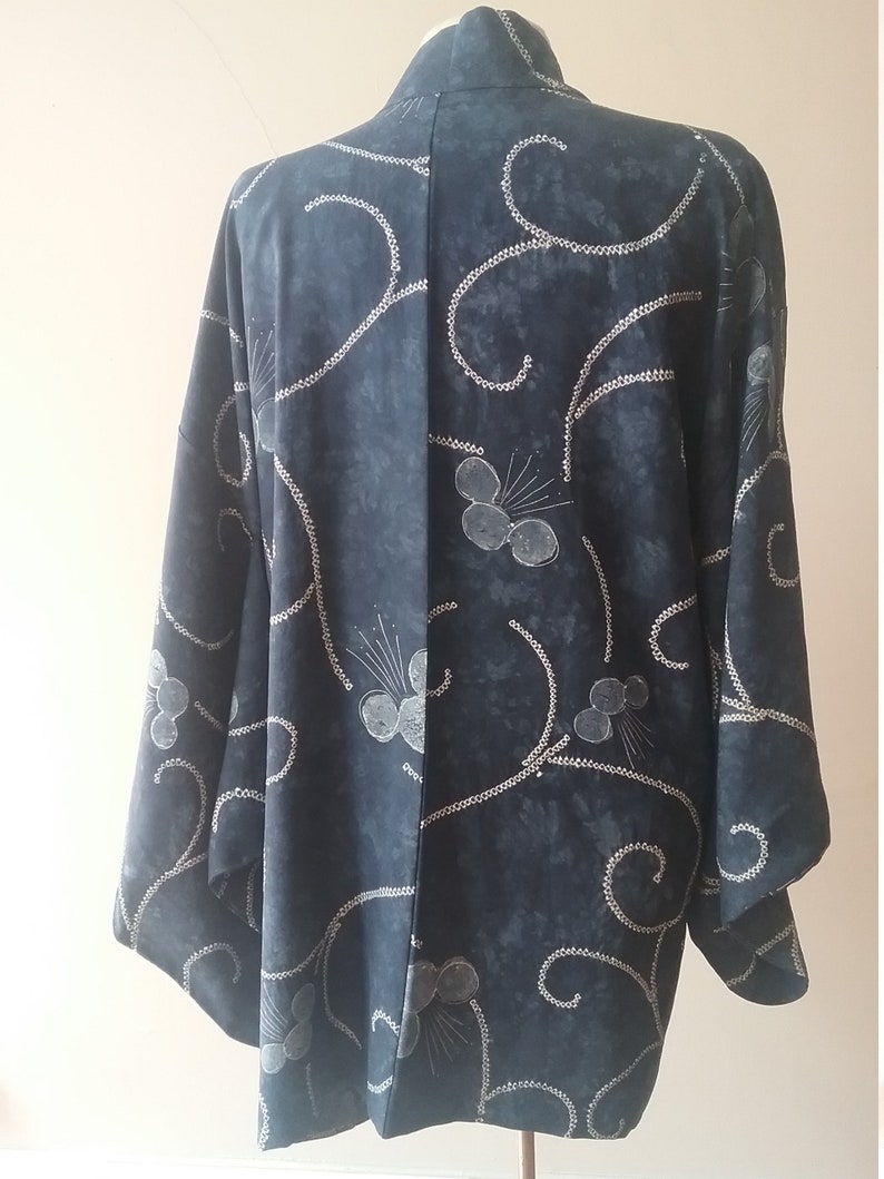 1990s Japanese silk crepe yukata