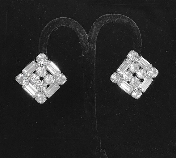 Vintage Clear Rhinestone Earrings Clip Back 1960s… - image 1