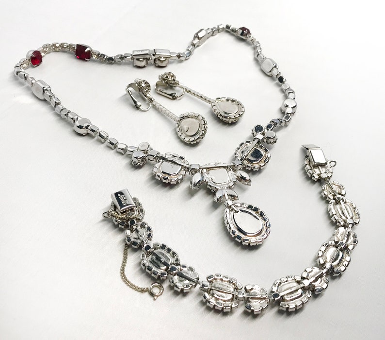 Vintage Jewelry Designer Kramer of New York Red Rhinestone Necklace