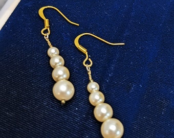 Pretty Vintage Dangle Ivory Pearl Drop Earrings from the 1960s